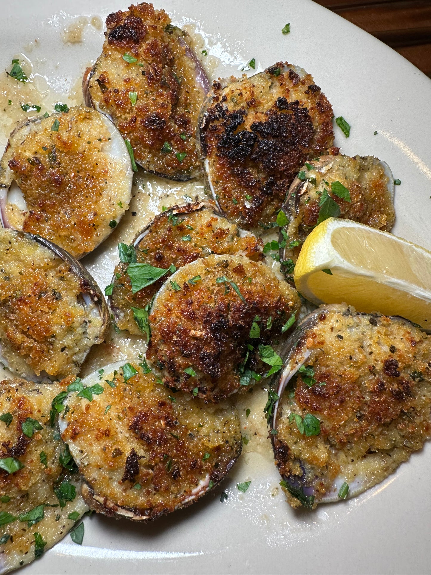 Lenny's Famous Baked Clams (2 dozen) Ships Tuesday - Thursday. Last orders for the week must be placed by 12 noon on Thursdays.